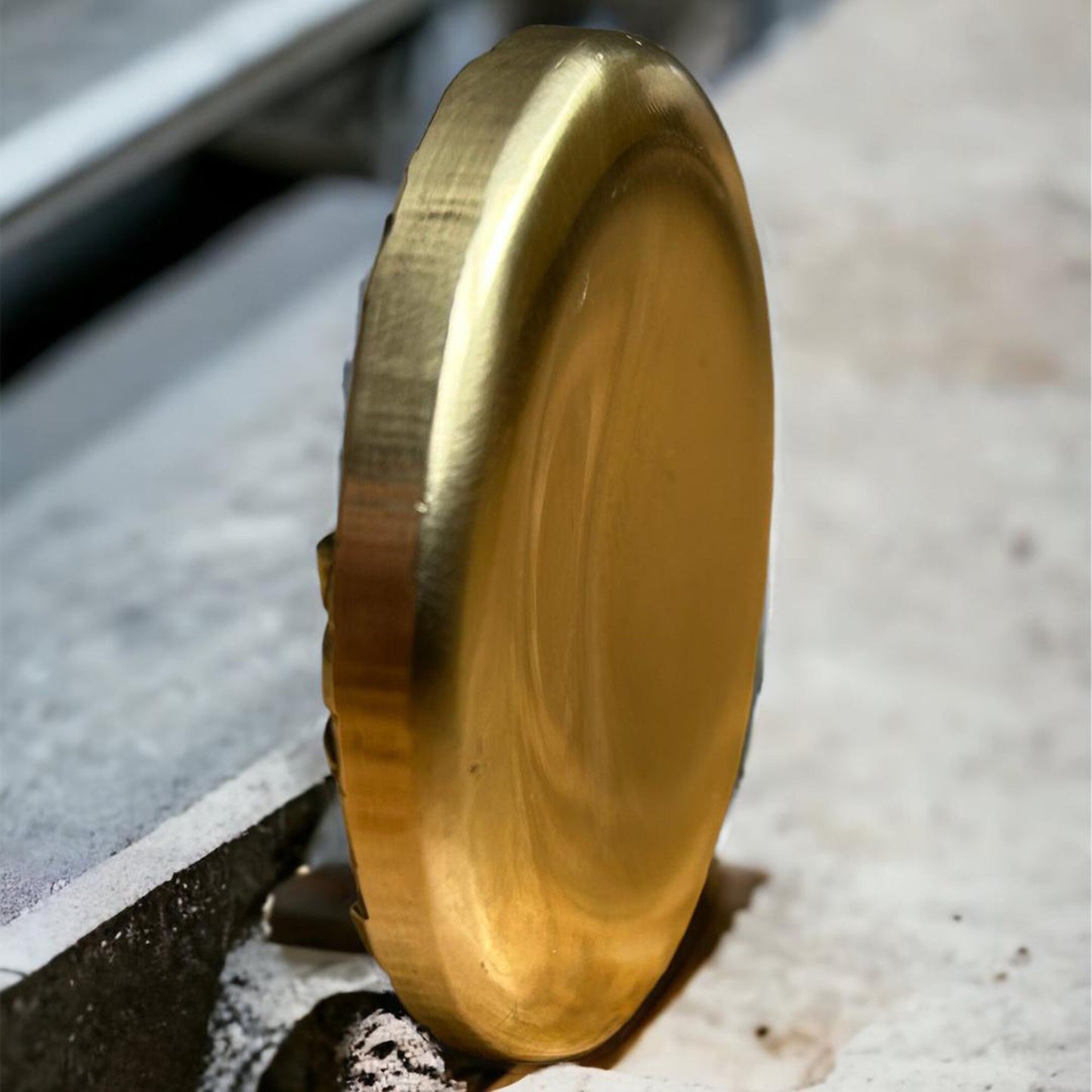 Peek a BOO EDC worry coin
